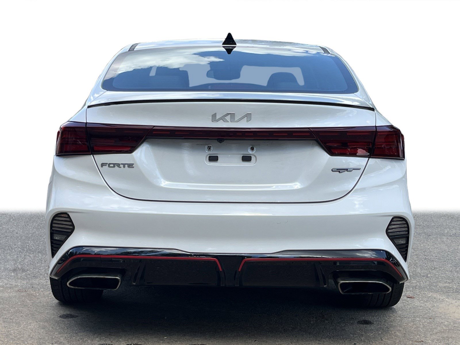 2023 Kia Forte GT photo 7