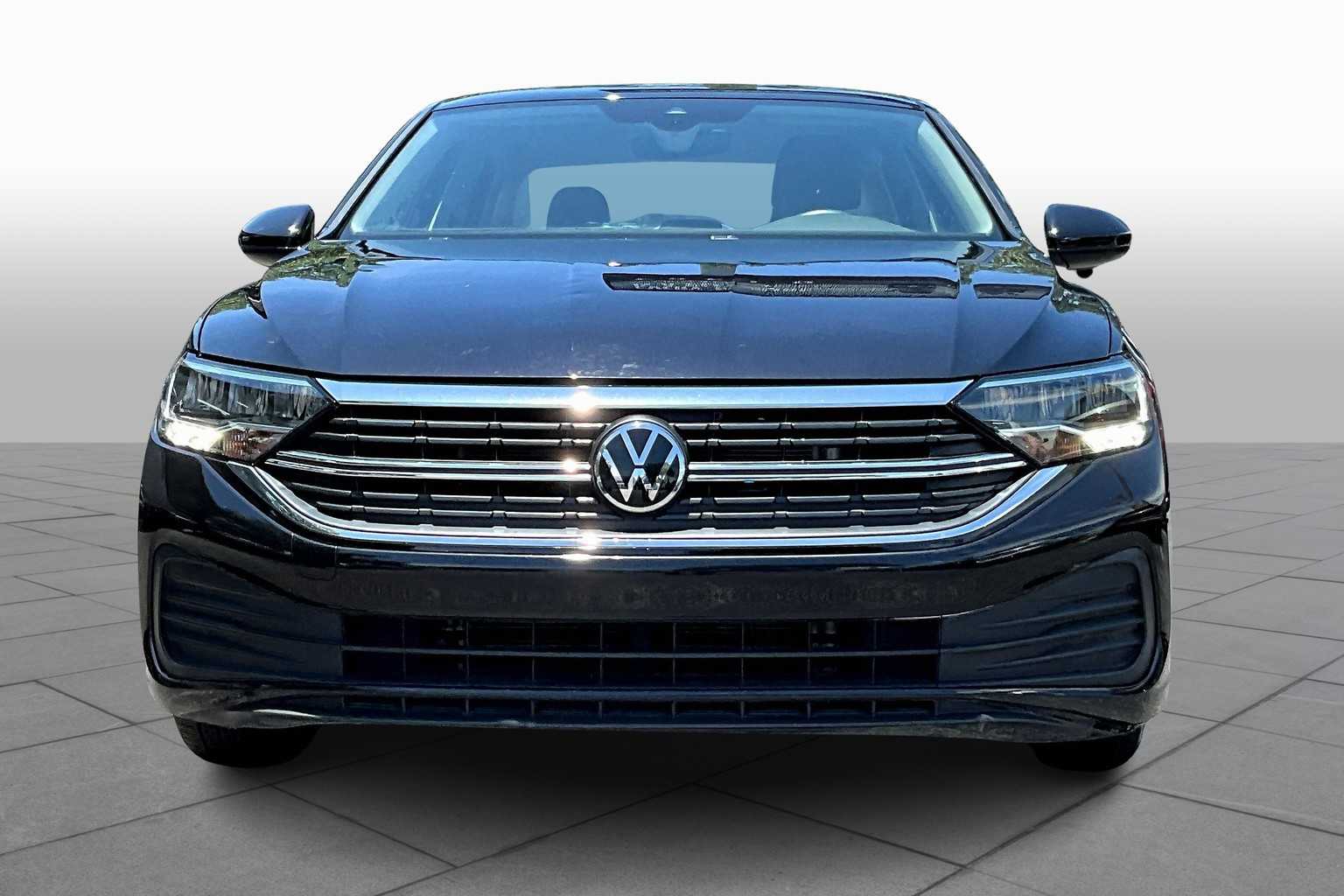 3VW5M7BU0RM070656