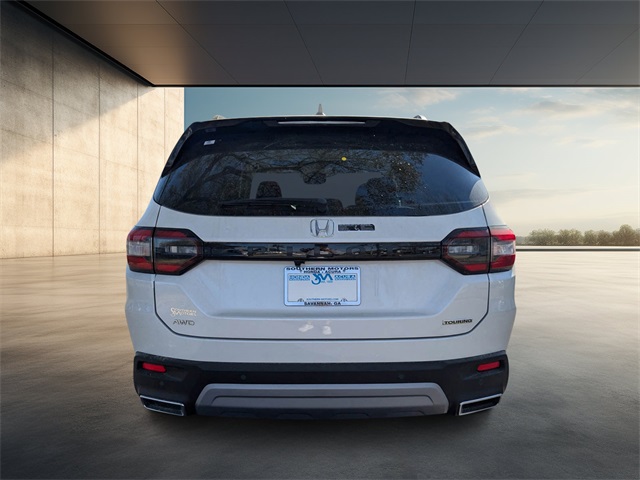 2025 Honda Pilot Touring photo 4