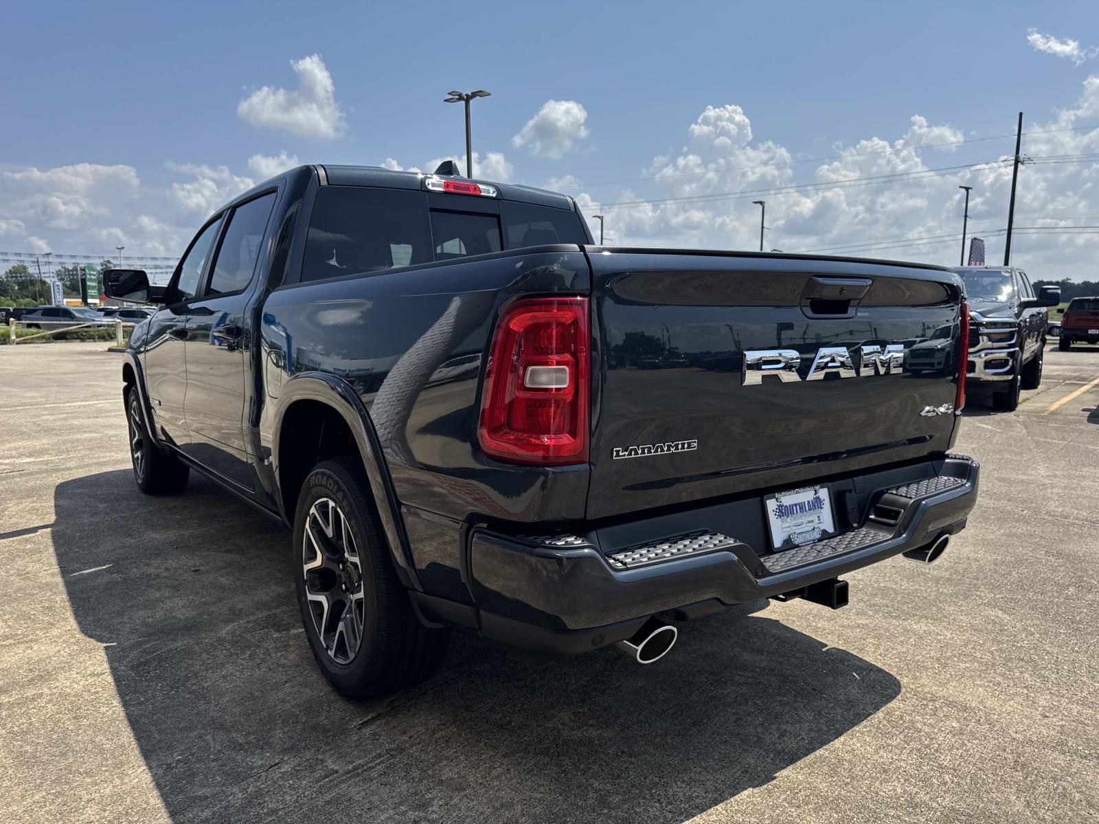 2026 Ram 1500 Laramie photo 4
