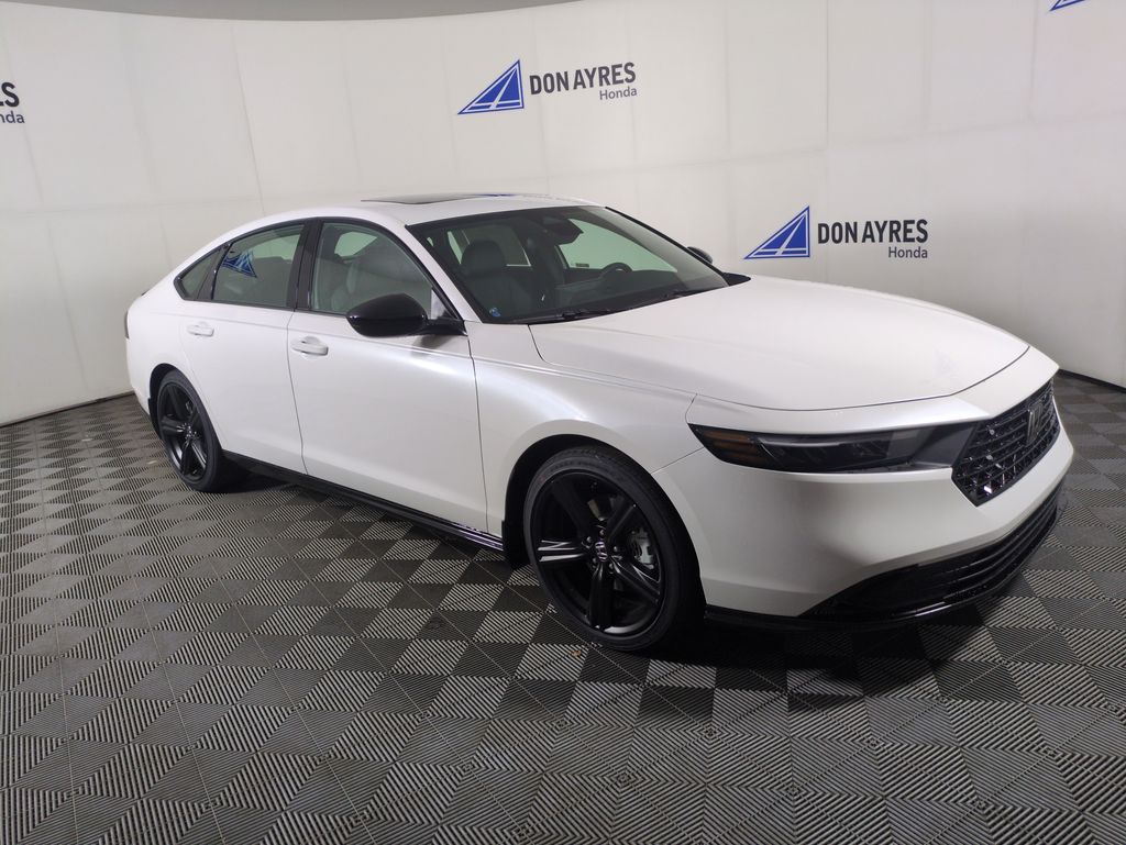 2025 Honda Accord Hybrid Sport-L photo 7