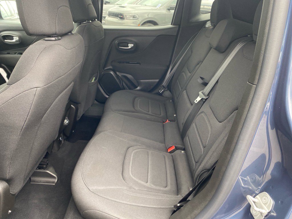 2021 Jeep Renegade Latitude photo 21
