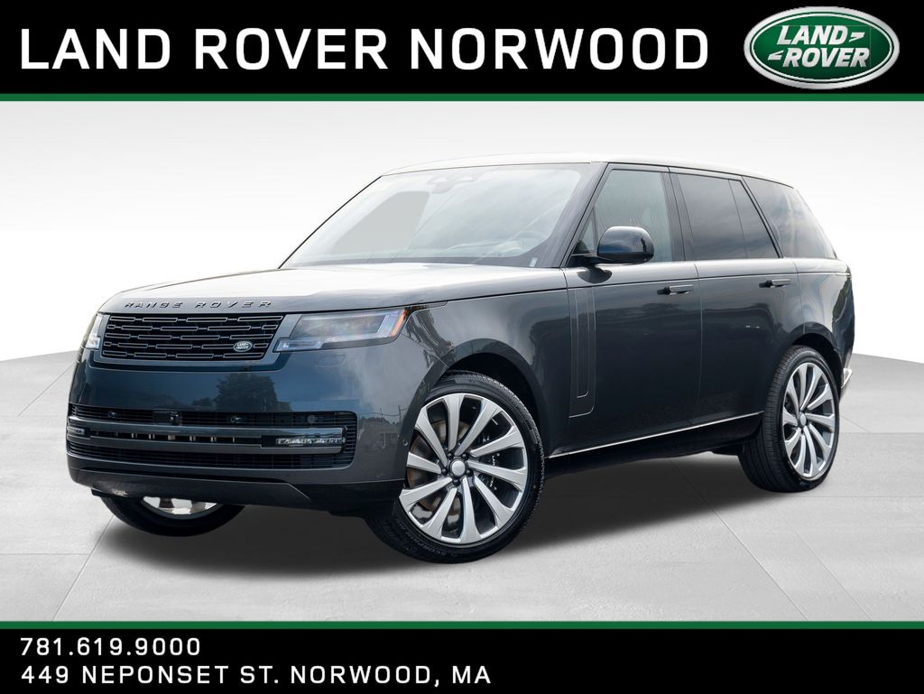 2025 Land Rover Range Rover SE's photo