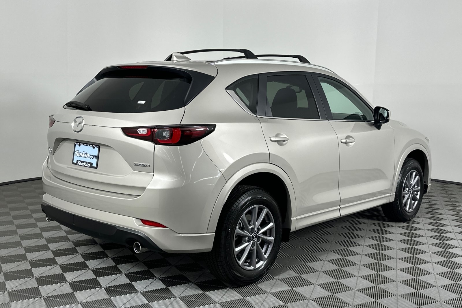 2025 Mazda CX-5 2.5 S Preferred photo 4