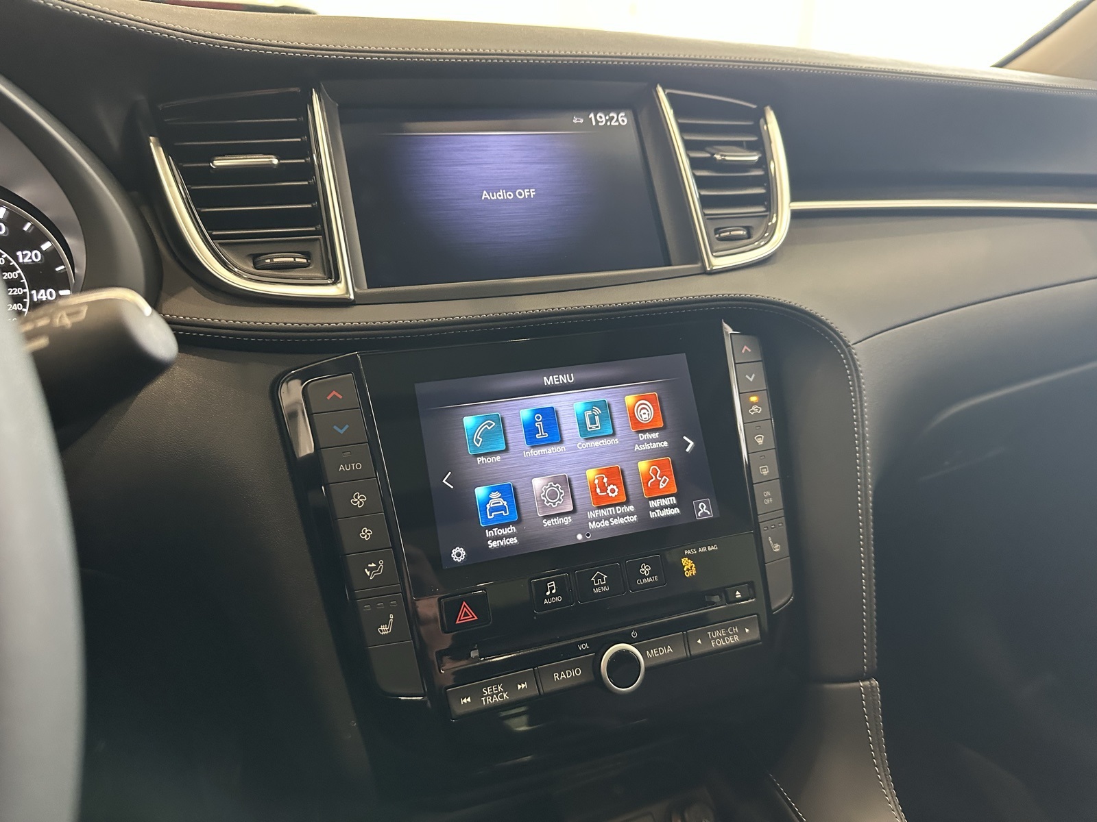 2025 Infiniti QX50 Luxe AWD photo 20