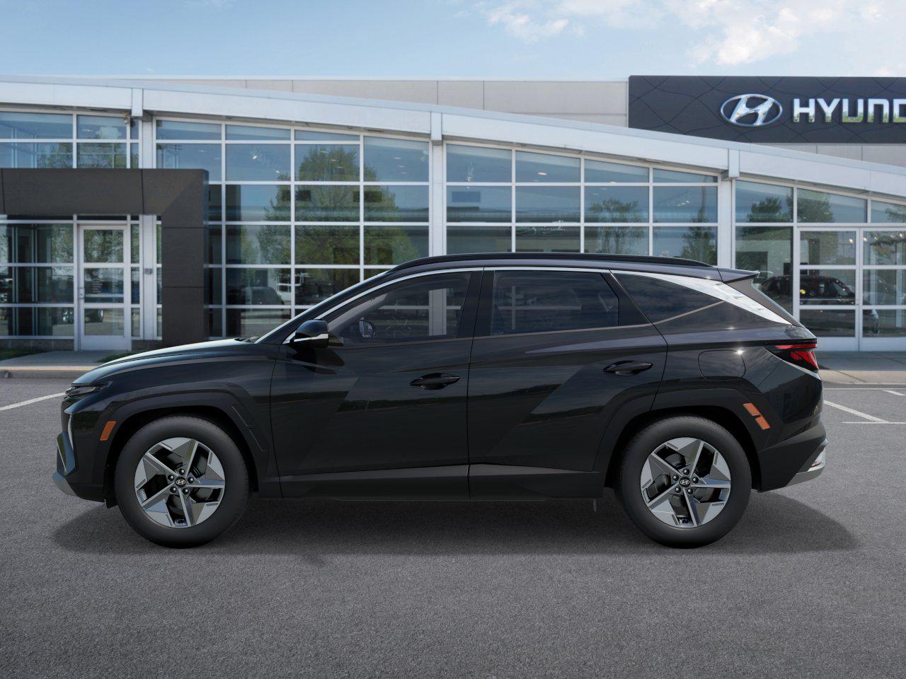 2025 Hyundai Tucson SEL photo 3