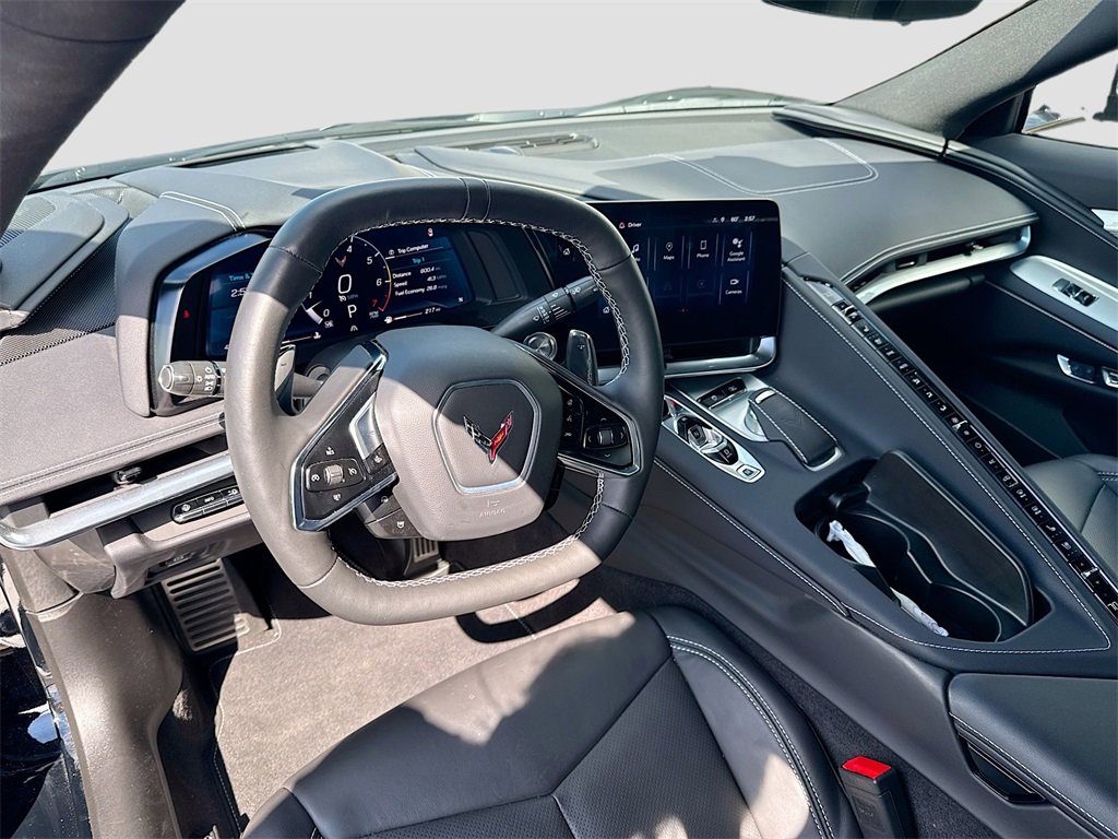 2024 Chevrolet Corvette Stingray 2LT photo 9