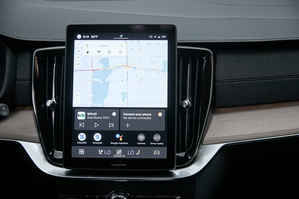 2025 VOLVO XC90 - Image 26