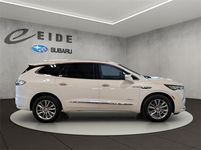 2024 Buick Enclave Avenir photo 5