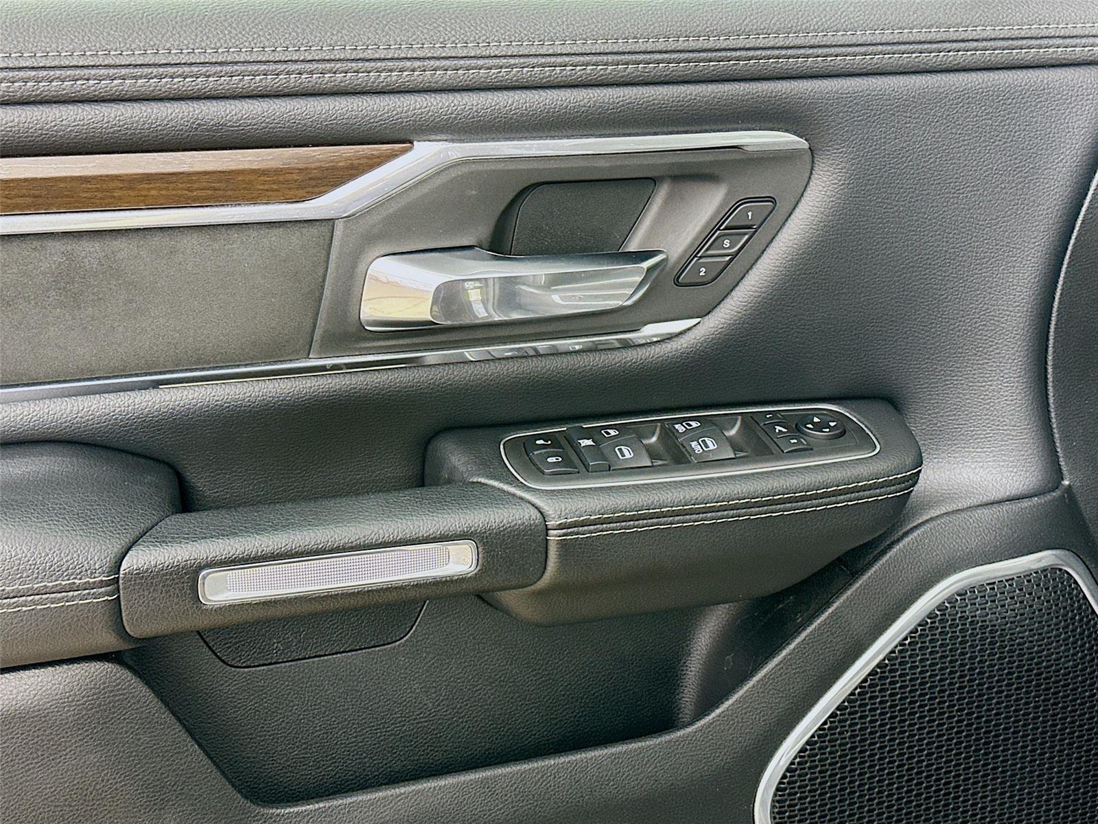 2021 Ram 1500 Laramie photo 18