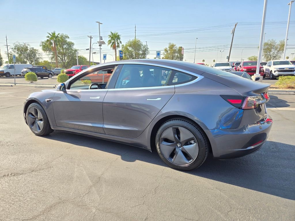 2018 Tesla Model 3 Long Range photo 4