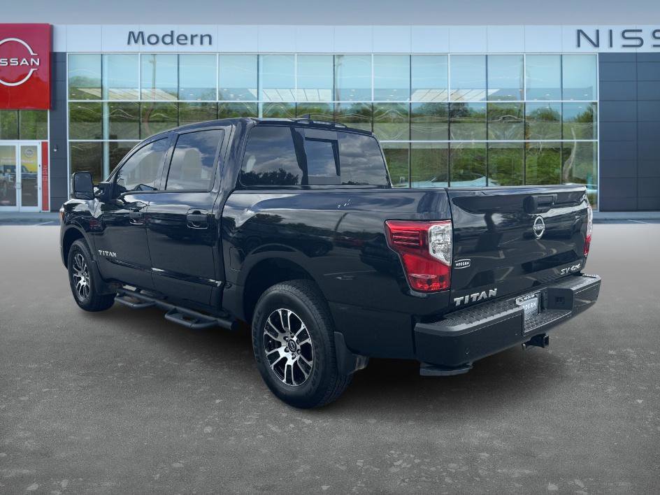 2024 Nissan Titan SV photo 7