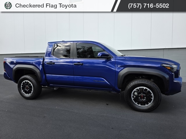 2025 Toyota Tacoma TRD Off-Road photo 10