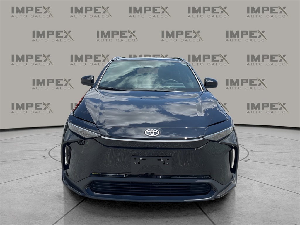 2024 Toyota bZ4X XLE photo 8