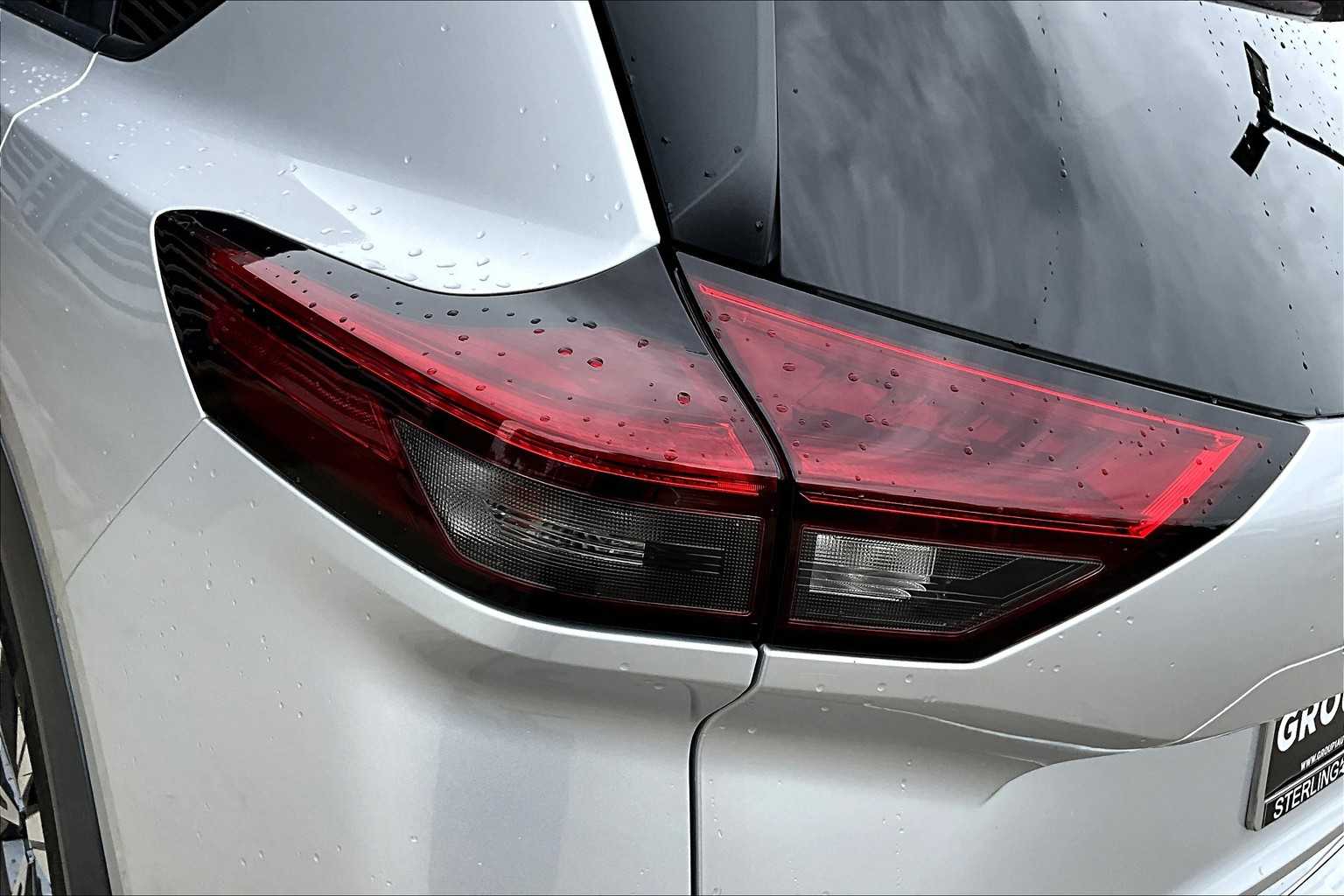2022 Nissan Rogue SV photo 24