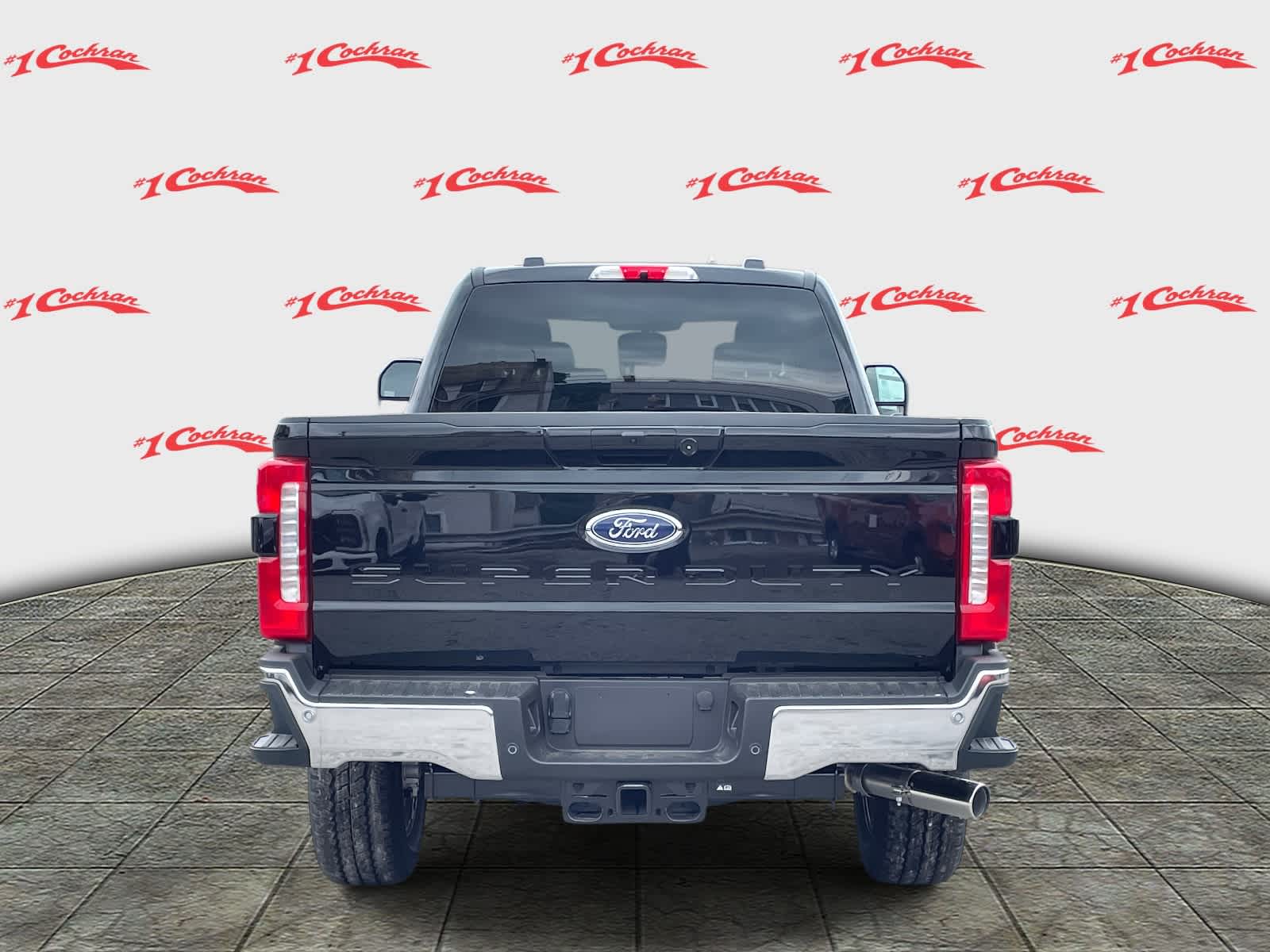 2025 Ford F-350 Lariat photo 4
