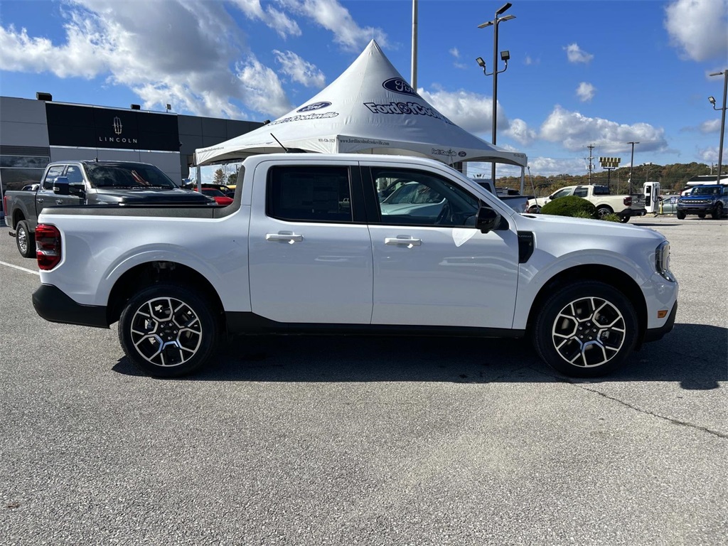 2025 Ford Maverick Lariat photo 3
