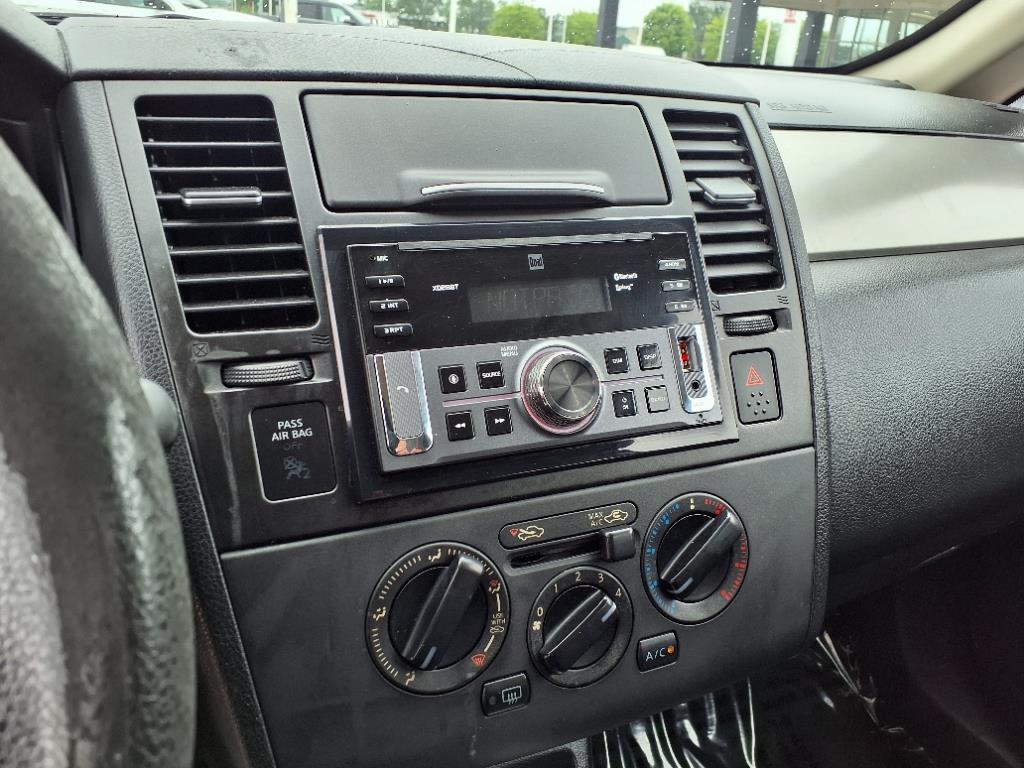 2008 Nissan Versa 1.8 S photo 15