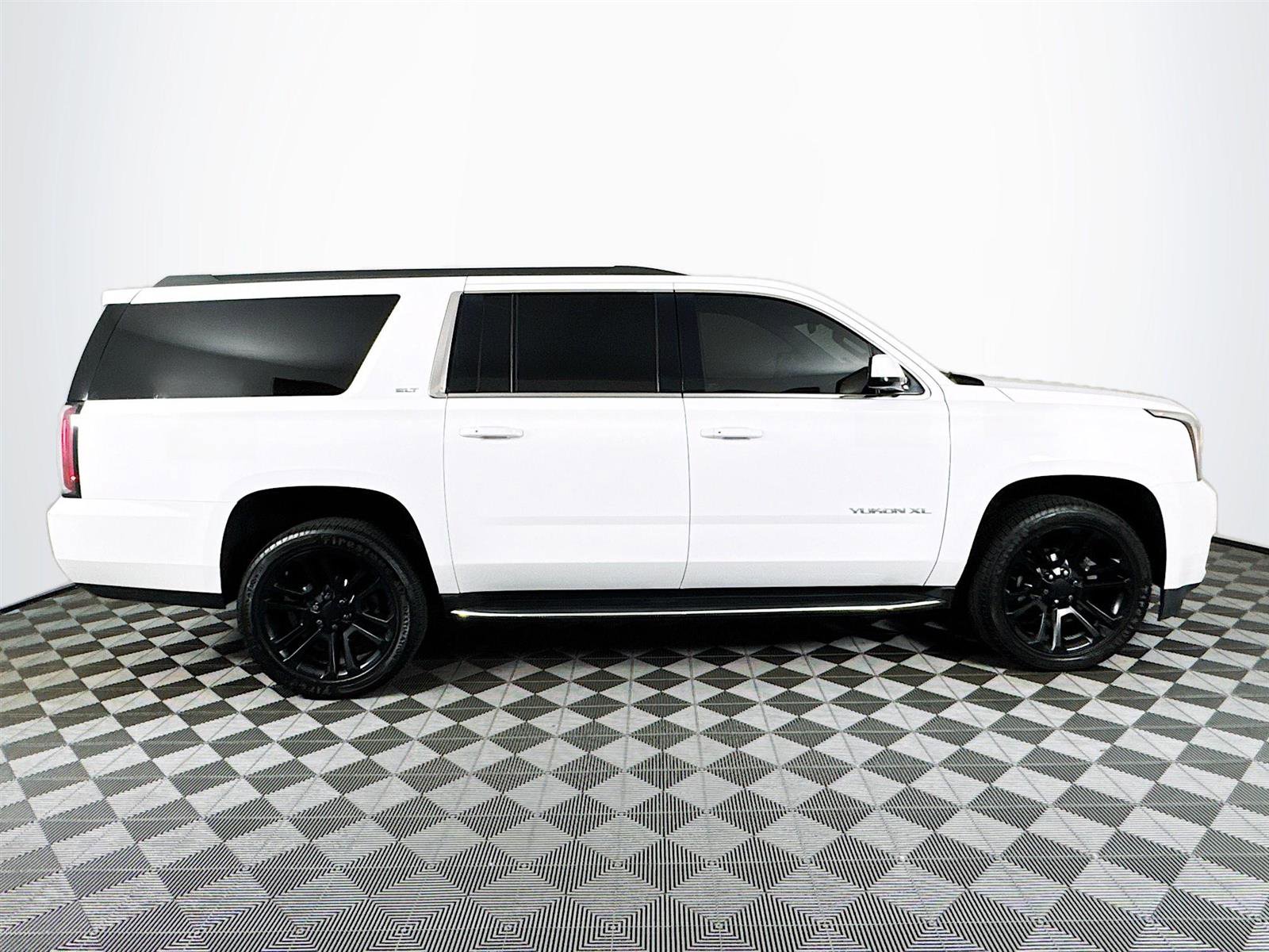 2019 Gmc Yukon XL SLT photo 4
