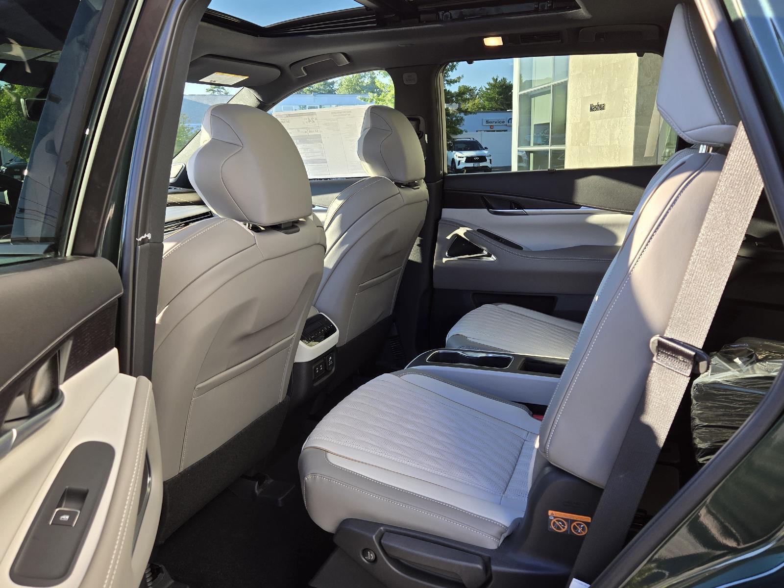 2026 Infiniti QX60 Autograph photo 24