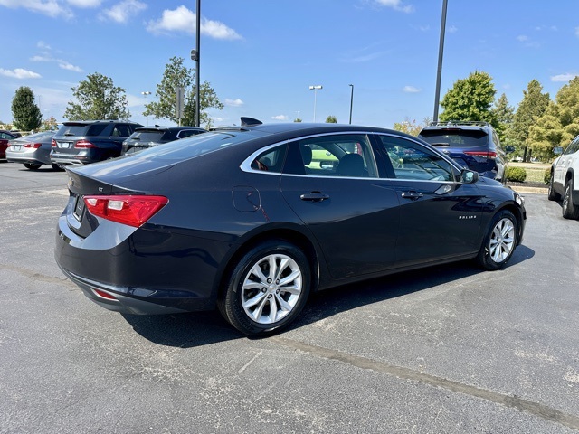 2023 Chevrolet Malibu 1LT photo 3
