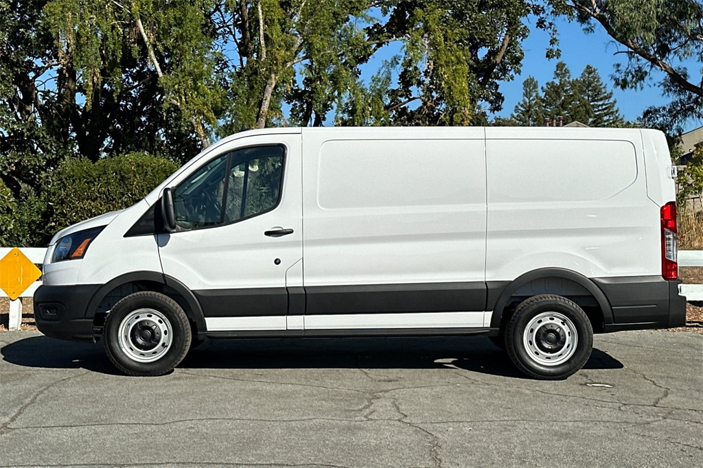 2025 Ford Transit photo 6