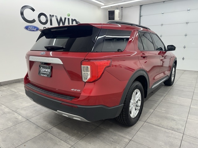 2023 Ford Explorer XLT photo 4