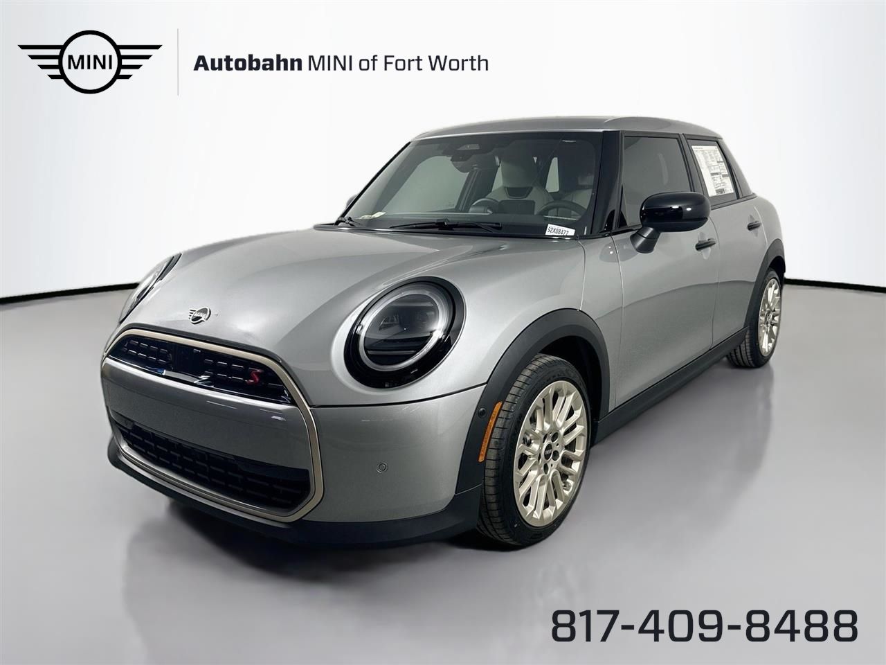 2025 MINI Hardtop 4 Door S's photo