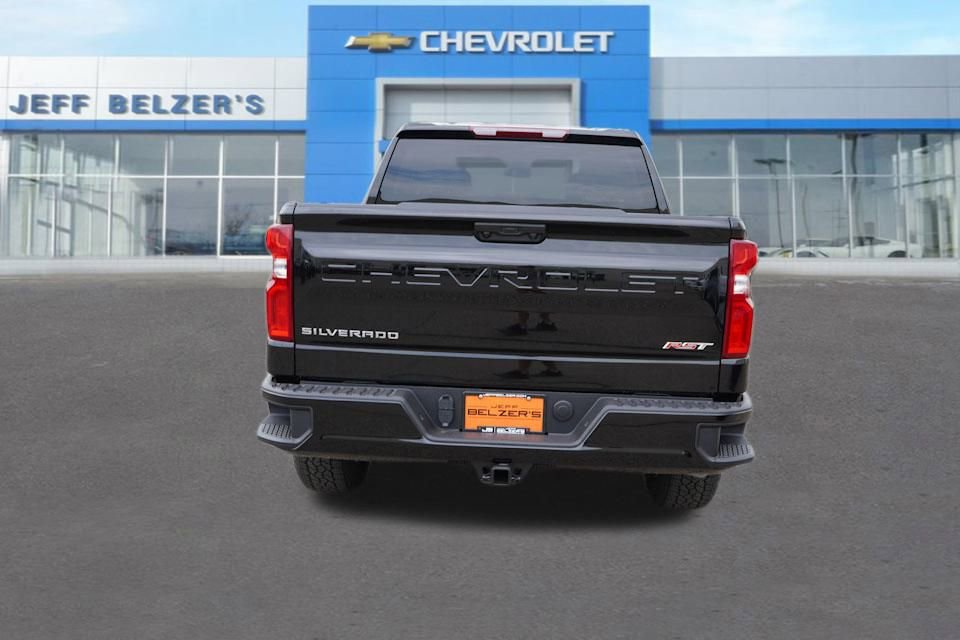 2026 Chevrolet Silverado 1500 RST photo 4