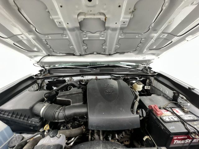 2016 Toyota Tacoma SR photo 21