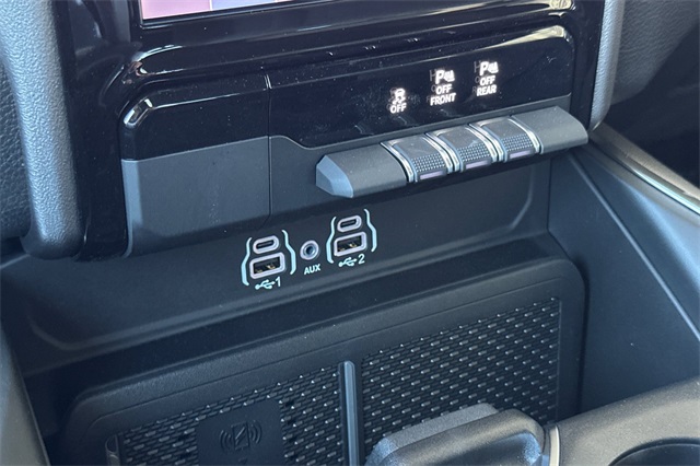 2025 Ram 1500 Big Horn Lone Star photo 16