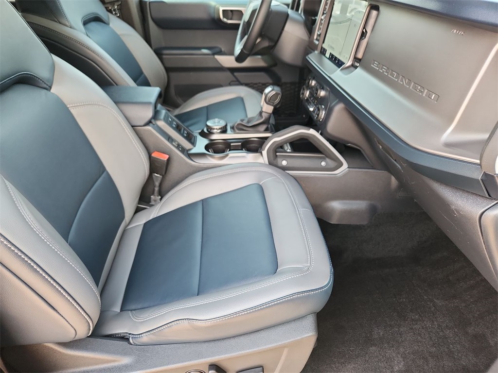 2023 Ford Bronco Outer Banks photo 18
