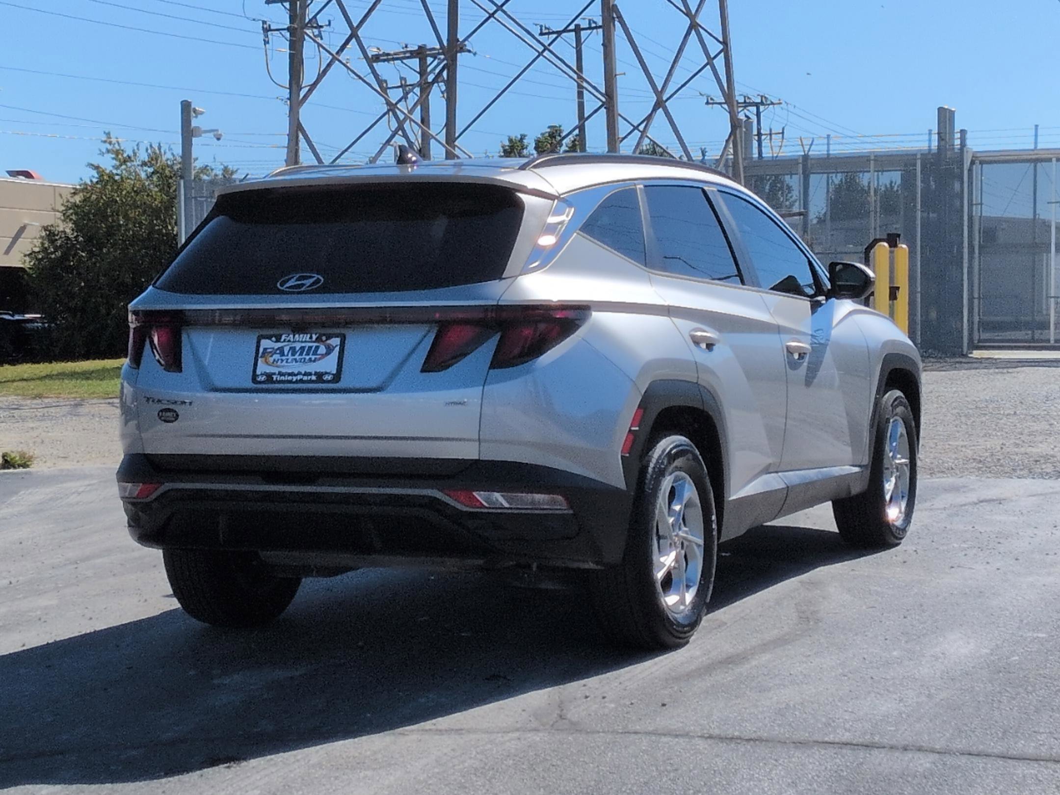 2024 Hyundai Tucson SEL photo 2