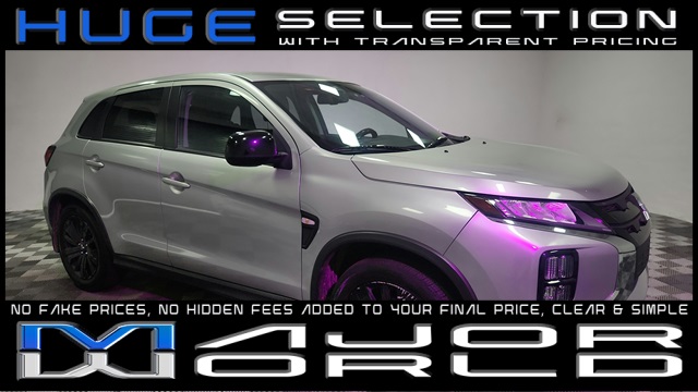 2022 Mitsubishi Outlander Sport LE's photo