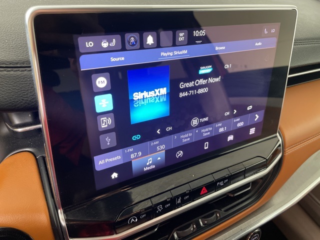 2023 Jeep Compass Limited photo 25
