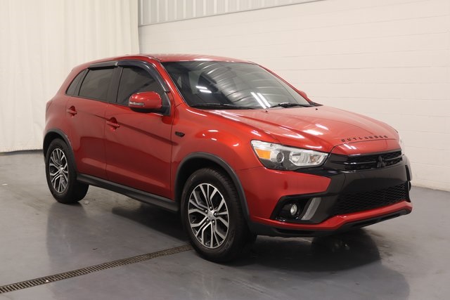 2018 Mitsubishi Outlander Sport SE photo 2