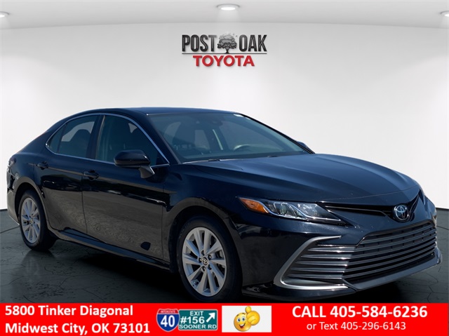 2024 Toyota Camry LE photo 2