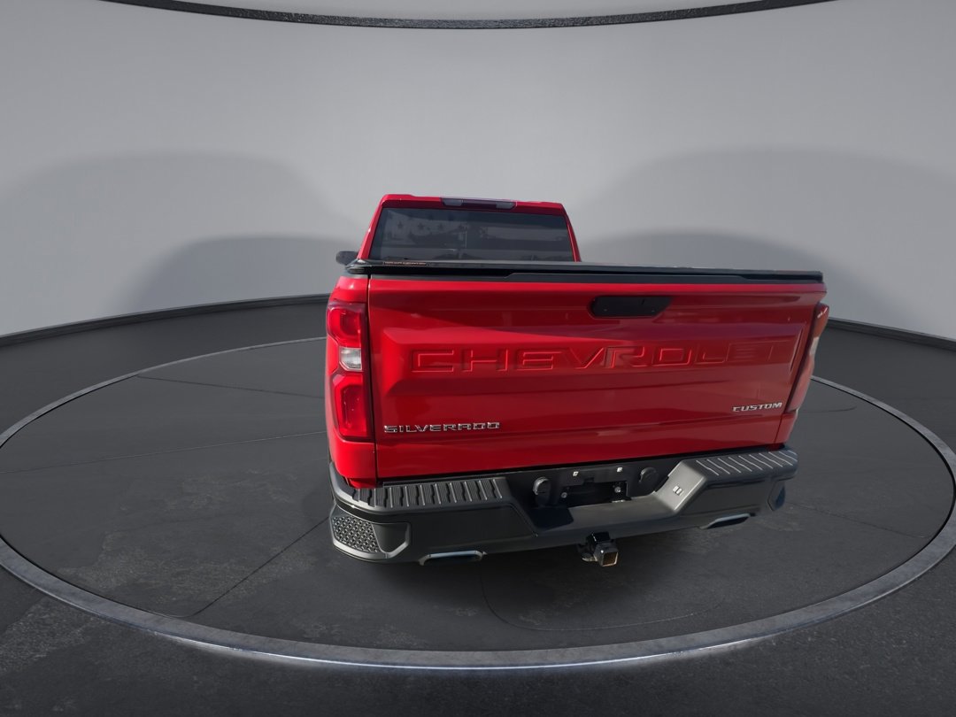 2019 Chevrolet Silverado 1500 Custom Trail Boss photo 3