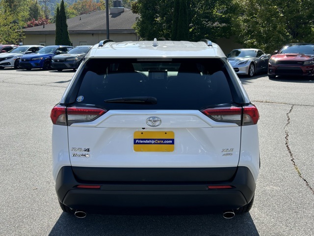 2023 Toyota RAV4 XLE photo 5