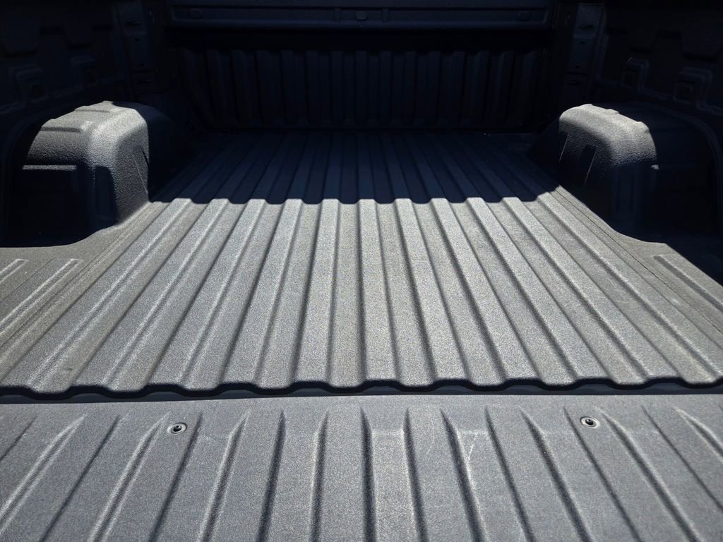 2025 Chevrolet Silverado 1500 Custom photo 13
