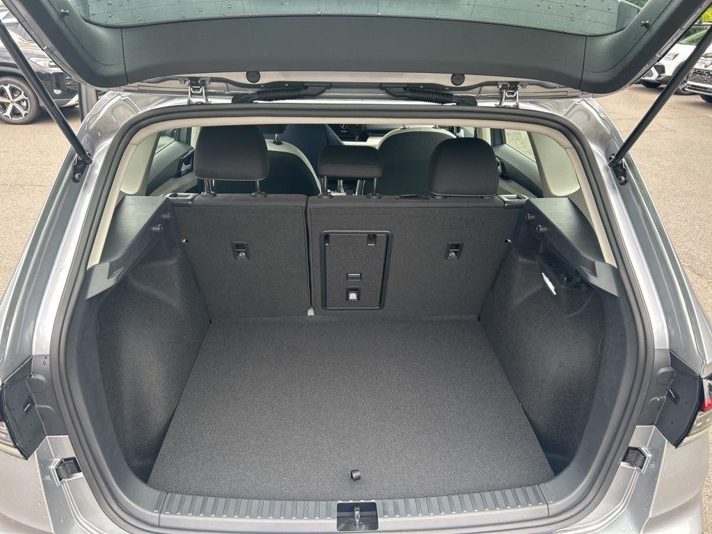 2025 Volkswagen Taos S photo 15