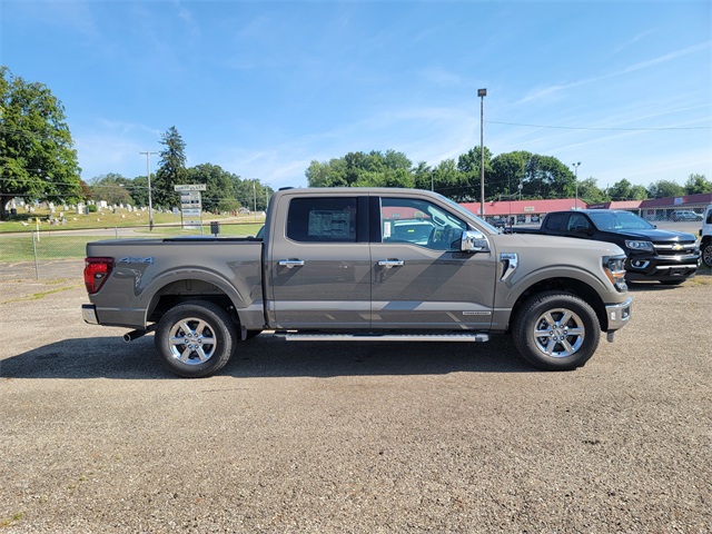 2025 Ford F-150 XLT photo 2