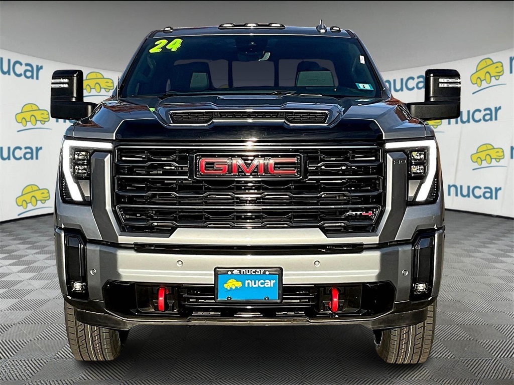 2024 Gmc Sierra HD AT4 photo 2