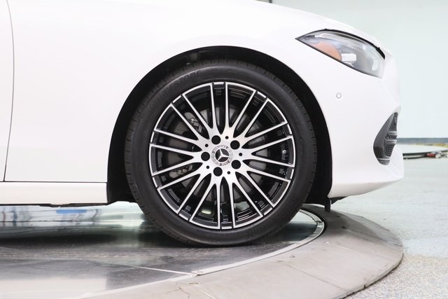 2025 Mercedes Benz C 300 4MATIC photo 4