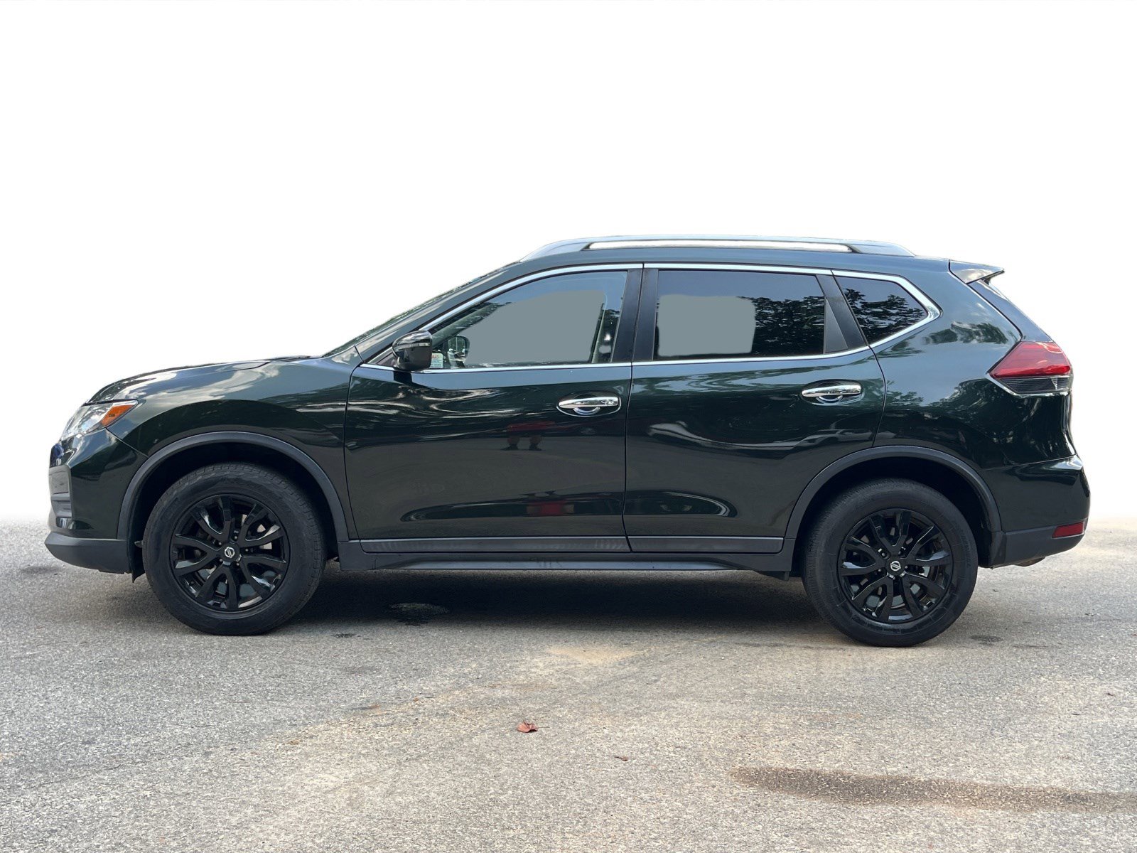 2020 Nissan Rogue SV photo 6