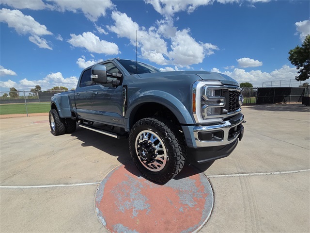 2023 Ford F-450 photo 33