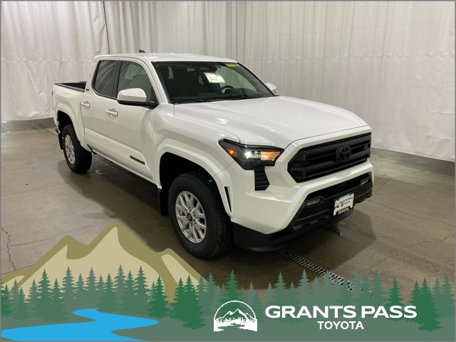 2026 Toyota Tacoma SR5's photo