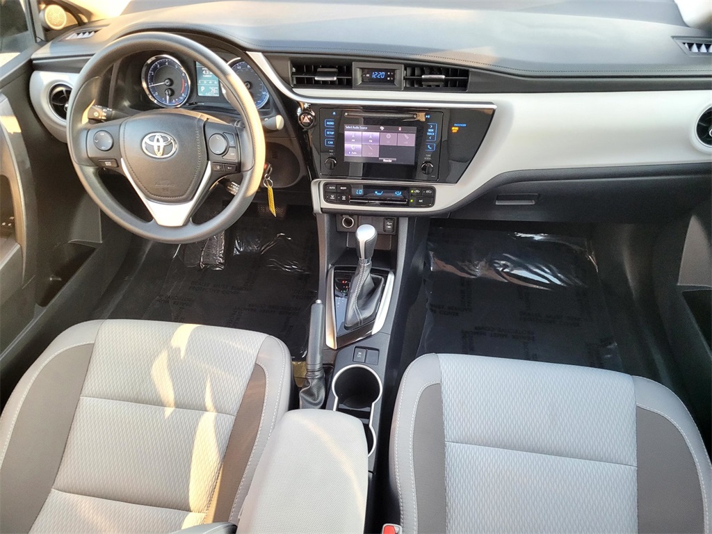 2018 Toyota Corolla L photo 29