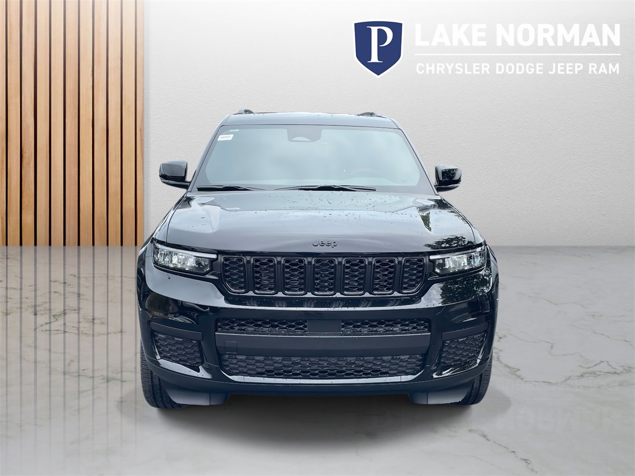 2025 Jeep Grand Cherokee Altitude X photo 3