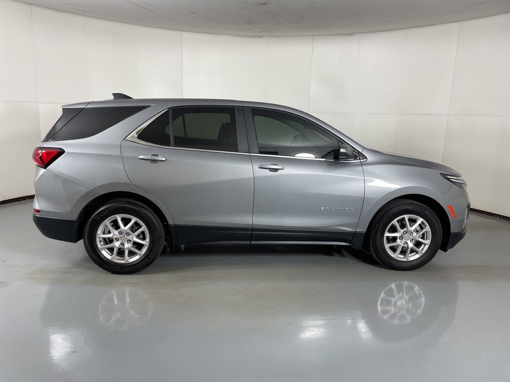 2024 Chevrolet Equinox LT photo 9